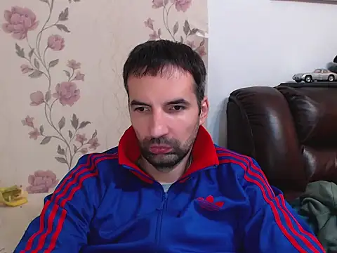 Snapshot of Leo_1617 chatting on November 16, 2025, 2:00 pm Leo 1617 online show from November 16, 2025, 2:00 pm