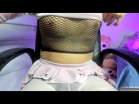 Billieparker123 online show from February 5, 2026, 9:43 pm