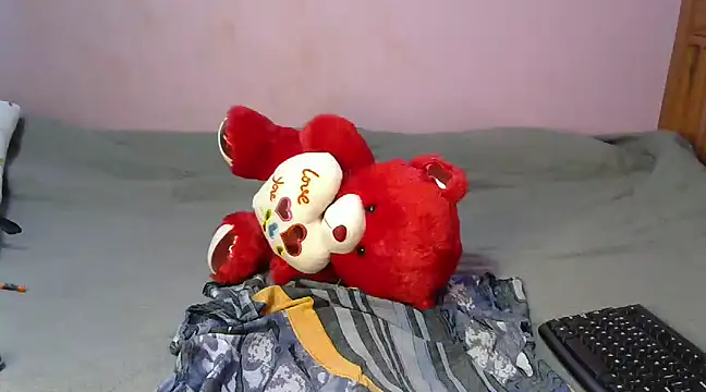 Caryyyl online show from March 11, 2025, 5:13 pm