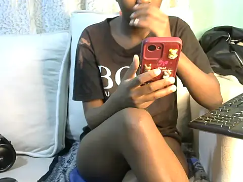 Caryyyl online show from November 27, 2025, 2:56 am