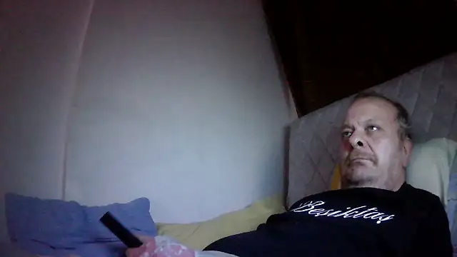 amylrmm1903 online show from July 27, 2026, 9:22 pm