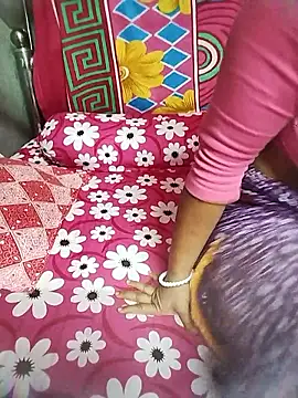 Priya-bhabi012 online show from January 11, 2026, 4:47 pm