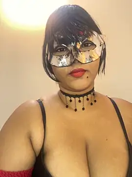 Snapshot of thushani24 chatting on September 13, 2025, 6:02 am thushani24 online show from September 13, 2025, 6:02 am
