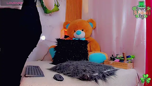 BrendaSquirtx online show from March 21, 2025, 5:23 pm