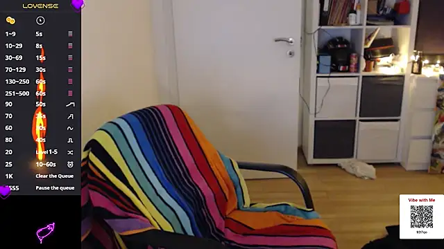 CDLukeLucy420 online show from January 15, 2025, 4:11 pm