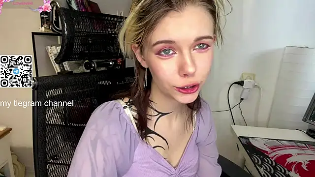 Snapshot of EngelAlman chatting on February 3, 2026, 6:40 am EngelAlman online show from February 3, 2026, 6:40 am