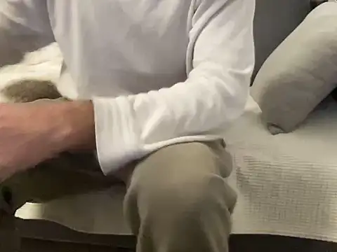 4small4inchlol online show from March 21, 2026, 12:20 pm