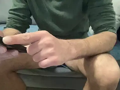 4small4inchlol online show from February 16, 2026, 7:56 pm