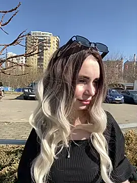 SandraCarter online show from March 8, 2025, 11:16 am