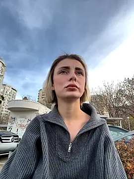 SandraCarter online show from November 22, 2025, 7:07 am