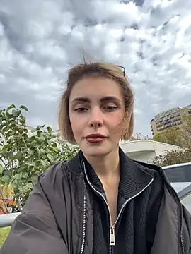 SandraCarter online show from October 24, 2025, 7:18 am