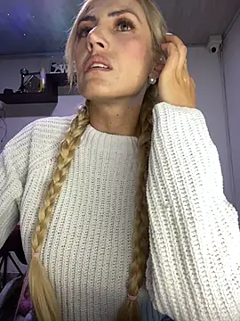 alicev kitty online show from March 26, 2026, 1:09 pm