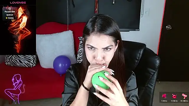 Snapshot of Carolaine69_ chatting on September 15, 2025, 1:44 pm Carolaine69 online show from September 15, 2025, 1:44 pm