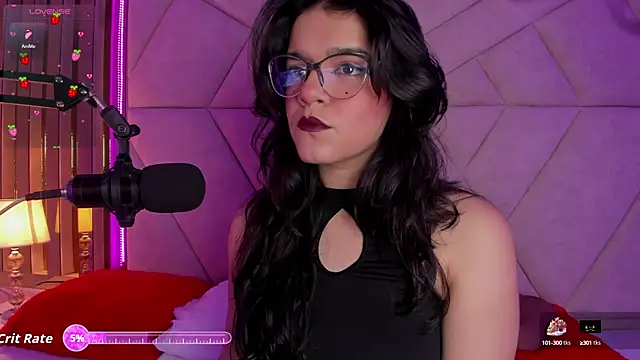 ValerieKay  online show from October 12, 2025, 1:45 pm