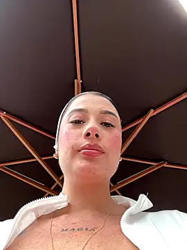 Libia James online show from October 1, 2025, 6:34 pm