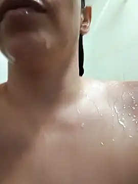 KatyLizz online show from October 12, 2025, 10:11 pm