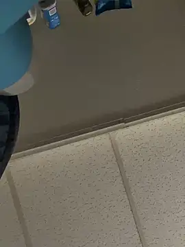 Snapshot of elperrinHN chatting on February 24, 2025, 7:41 pm elperrinHN online show from February 24, 2025, 7:41 pm