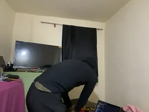 GaaTto online show from November 30, 2025, 6:41 pm