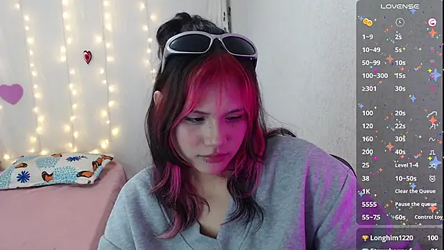 mixie cute online show from February 23, 2025, 6:45 pm