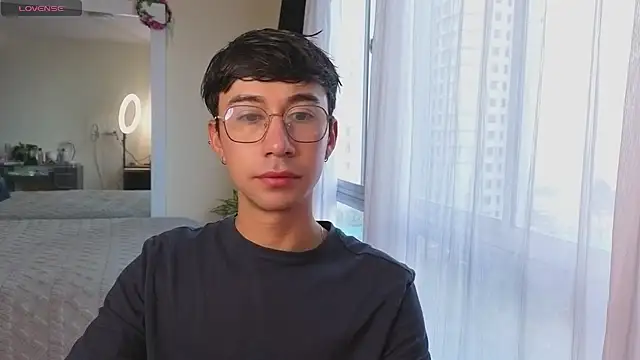 cameron cum online show from December 1, 2025, 11:11 am