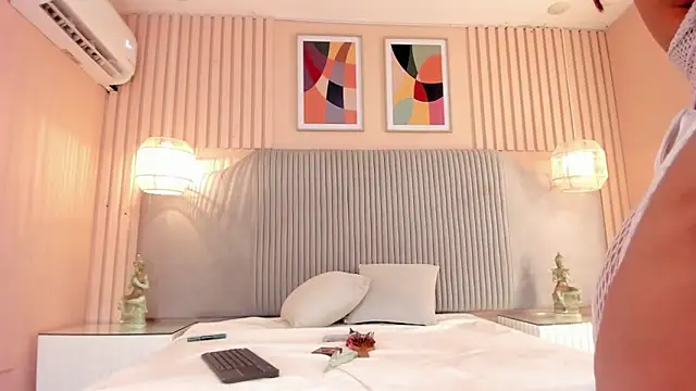 samyriverss online show from November 7, 2025, 5:34 am