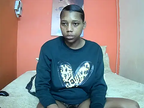 Snapshot of Sweet_nicole98 chatting on October 20, 2025, 6:48 am Sweet nicole98 online show from October 20, 2025, 6:48 am