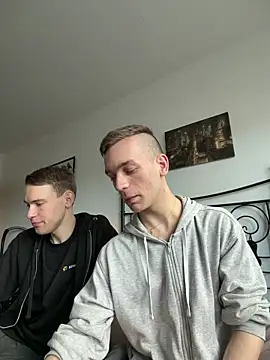 nickdtr online show from April 1, 2026, 1:23 pm