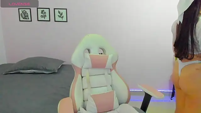 sophie pazz online show from December 19, 2025, 10:23 pm