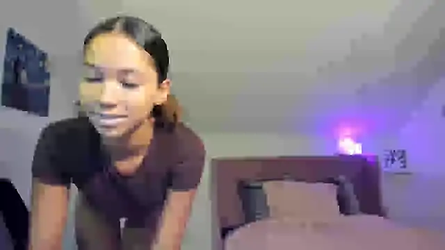Snapshot of cedaya444 chatting on December 2, 2024, 1:30 pm cedaya444 online show from December 2, 2024, 1:30 pm