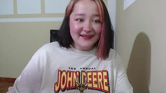 megan owo online show from October 8, 2025, 4:47 am