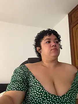Snapshot of Mrskary chatting on October 25, 2025, 4:40 pm Mrskary online show from October 25, 2025, 4:40 pm