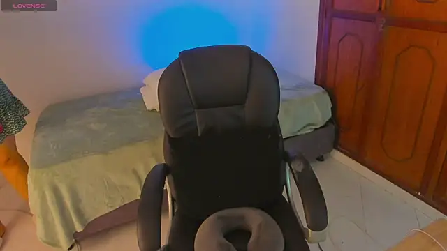 Snapshot of Mrskary chatting on February 13, 2026, 10:10 pm Mrskary online show from February 13, 2026, 10:10 pm