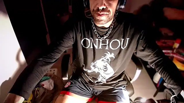 P4RtYBOII92 online show from October 12, 2025, 10:00 pm