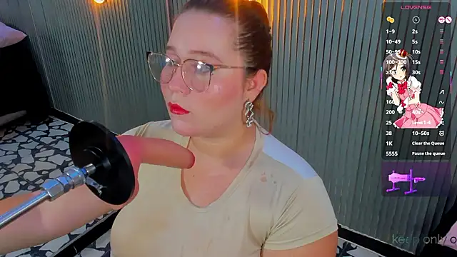 Snapshot of mylittle_princess chatting on February 24, 2026, 1:01 pm mylittle princess online show from February 24, 2026, 1:01 pm