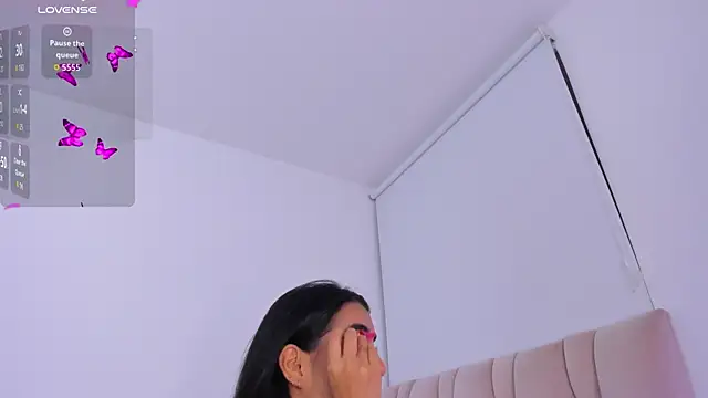 ZarianaEvanz online show from March 22, 2026, 11:50 pm