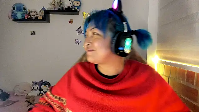 Snapshot of Shaddycute_ chatting on December 18, 2025, 10:02 pm Shaddycute online show from December 18, 2025, 10:02 pm