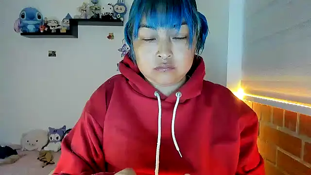 Snapshot of Shaddycute_ chatting on December 15, 2025, 1:22 am Shaddycute online show from December 15, 2025, 1:22 am