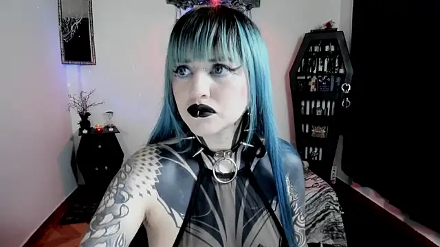 Snapshot of DimmuandDarkness chatting on June 12, 2026, 8:56 am DimmuandDarkness online show from June 12, 2026, 8:56 am