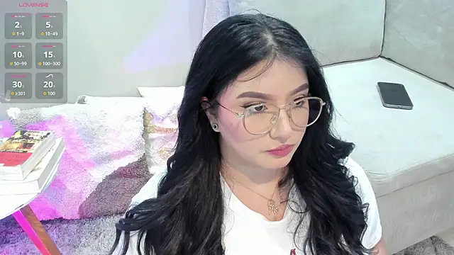  nina sweet online show from December 17, 2025, 11:37 am