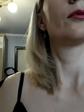 AvelinaLeoni online show from January 12, 2026, 6:53 am