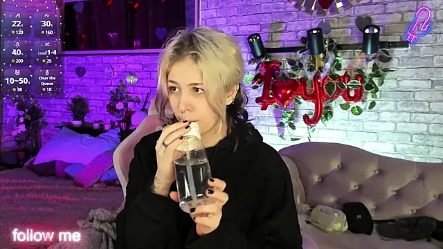 Snapshot of Alex_Howell chatting on March 10, 2025, 8:45 pm Alex Howell online show from March 10, 2025, 8:45 pm