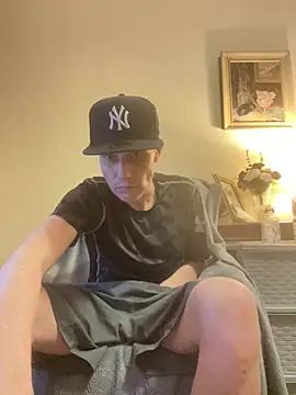 kollzCloudzz online show from April 5, 2026, 7:53 pm