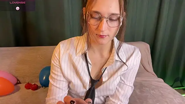 Pavlyna online show from October 31, 2025, 3:41 pm