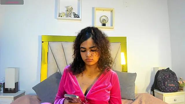 vahiolet fuentes online show from April 10, 2026, 3:02 am