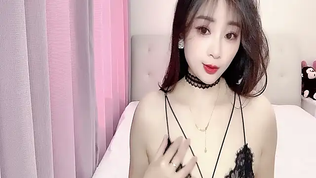 aisha123123 online show from March 7, 2025, 1:53 am