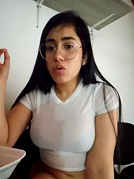 Snapshot of Miia_harper_ chatting on February 22, 2025, 7:14 pm Miia harper online show from February 22, 2025, 7:14 pm