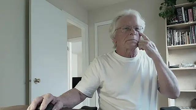 fun4john online show from November 3, 2025, 11:19 pm