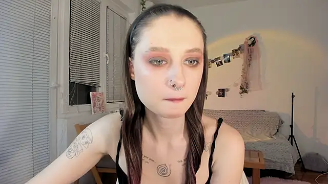 Jenny darling love online show from January 25, 2025, 7:18 pm