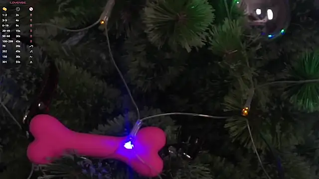 Snapshot of EdlinHargus chatting on December 21, 2025, 2:03 am EdlinHargus online show from December 21, 2025, 2:03 am