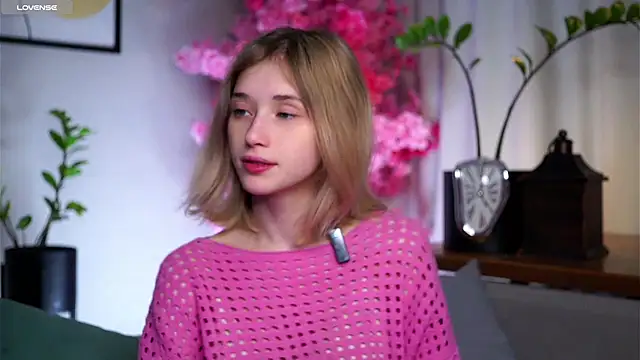 EdlinHargus online show from March 2, 2025, 1:26 am